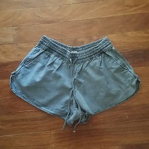 Hollister pull on shorts
